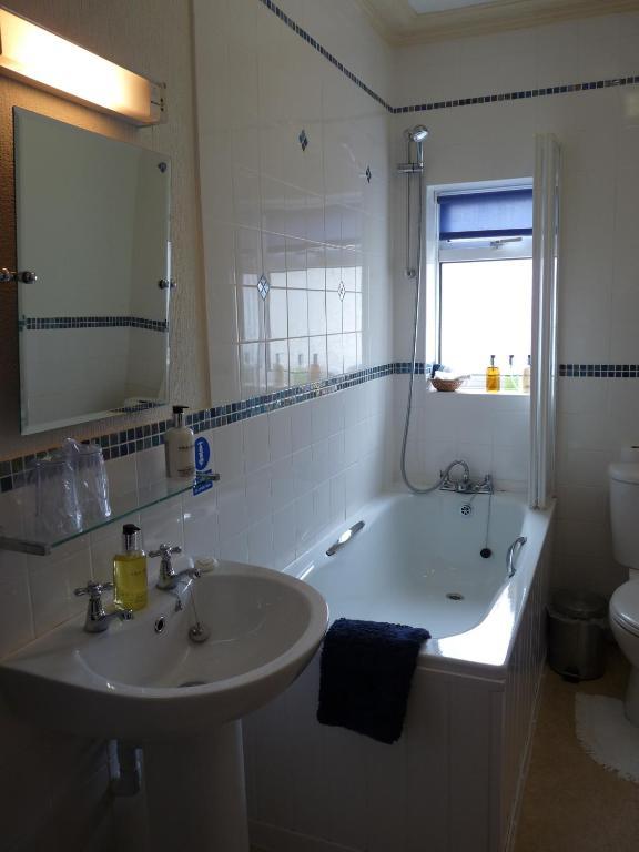 Cornerways Guest House Llandudno Habitación foto