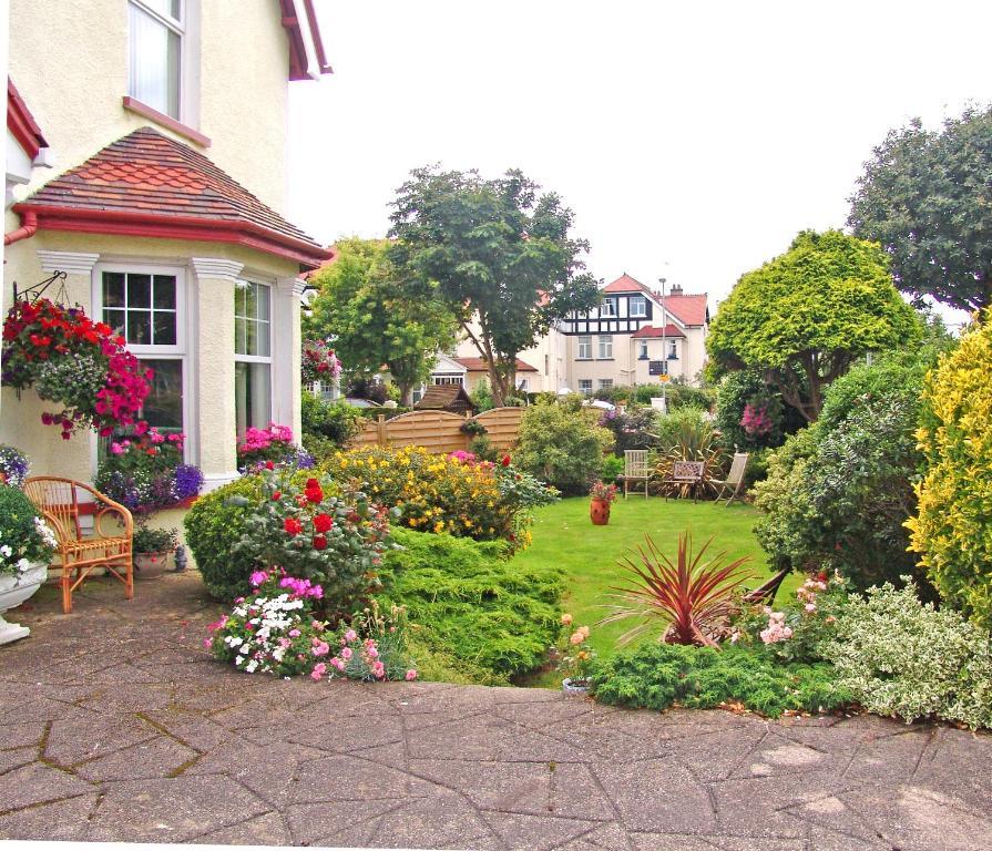 Cornerways Guest House Llandudno Exterior foto